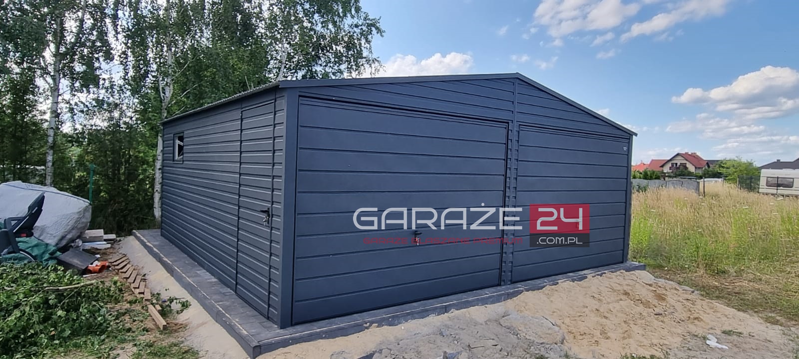 Garaż blaszany na zgłoszenie , 6x5,8m do 35m2 , grafit mat , dwie bramy uchylne , drzwi , okno , wzmocniony profilem zamkniętym ocynkowanym - obrazek 5