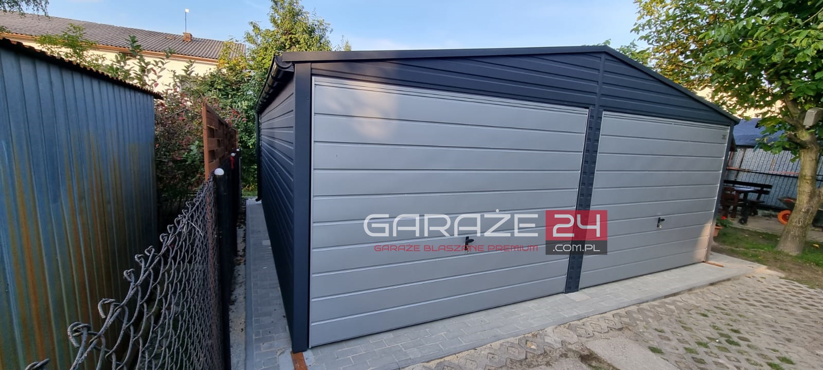 Garaż blaszany na zgłoszenie , 6x5,8m do 35m2 ,grafit mat + srebrny, dwie bramy uchylne , drzwi , okno, wzmocniony profilem zamkniętym ocynkowanym - obrazek 2