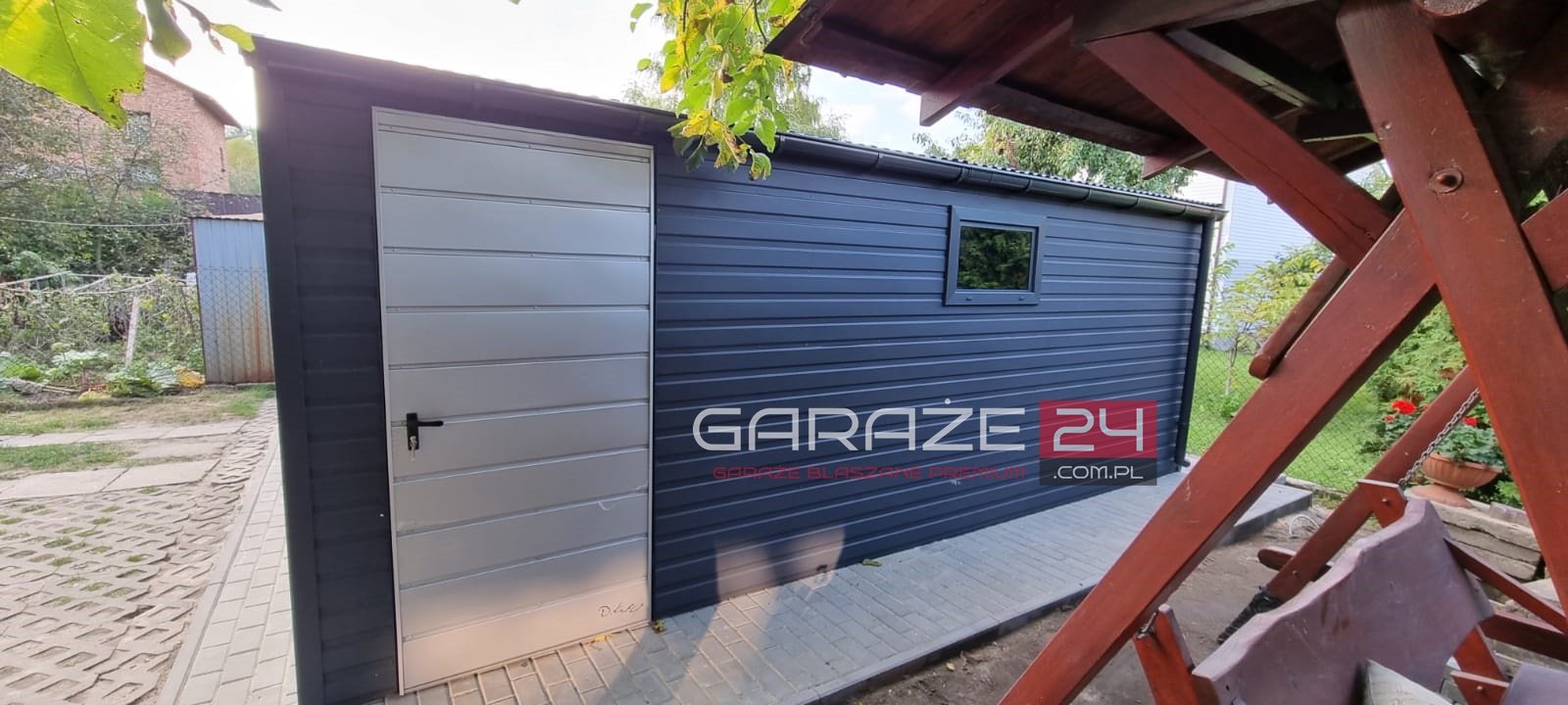 Garaż blaszany na zgłoszenie , 6x5,8m do 35m2 ,grafit mat + srebrny, dwie bramy uchylne , drzwi , okno, wzmocniony profilem zamkniętym ocynkowanym - obrazek 4