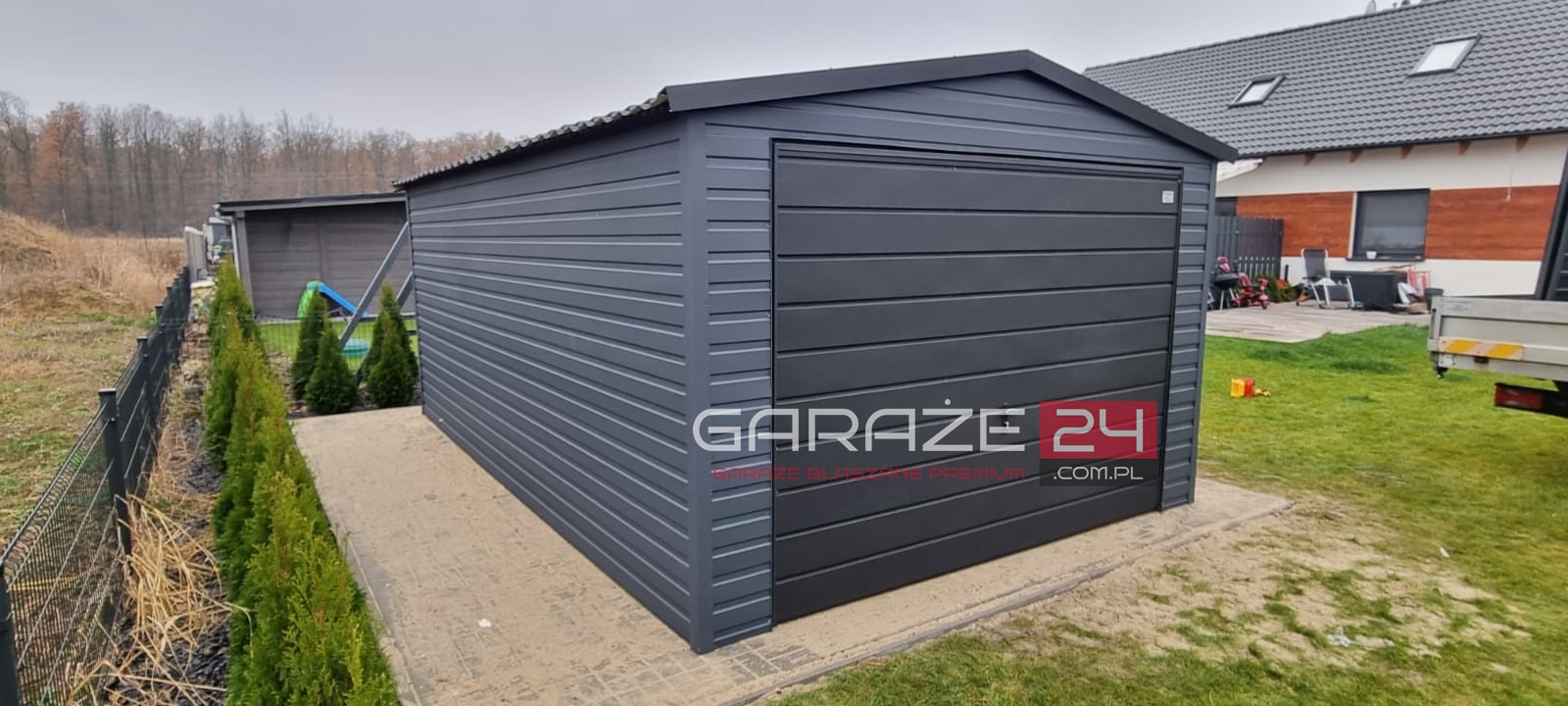 Garaż blaszany 3,5x6m, PREMIUM, grafit+czarny, blachodachówka,drzwi ,okno, filc pod dachem ,wzmocniony profilem zamkniętym ocynkowanym - obrazek 2