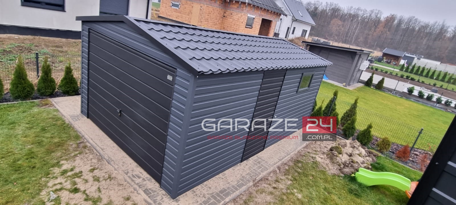 Garaż blaszany 3,5x6m, PREMIUM, grafit+czarny, blachodachówka,drzwi ,okno, filc pod dachem ,wzmocniony profilem zamkniętym ocynkowanym - obrazek 5