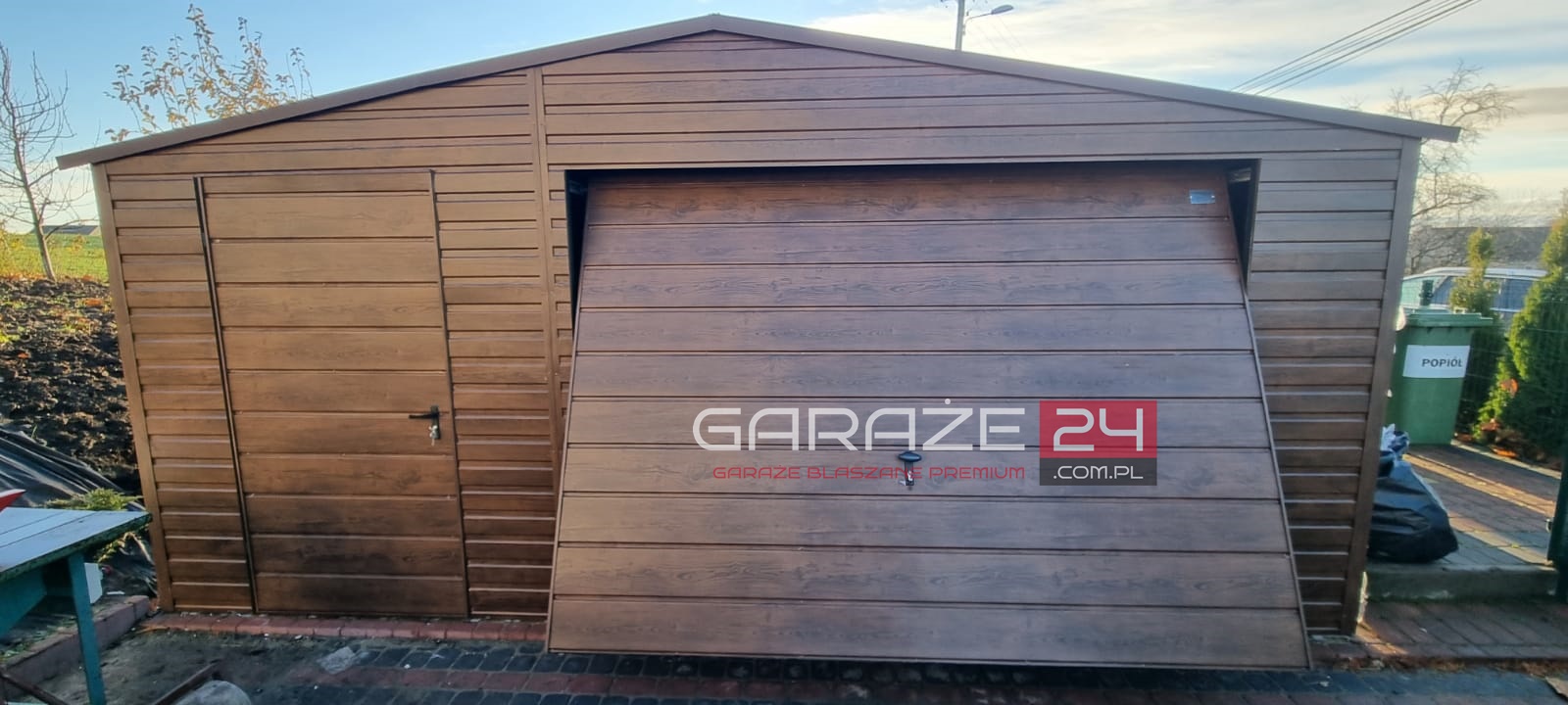 Garaż blaszany na zgłoszenie , 5x6m, ciemny orzech, brama uchylna + drzwi ,wzmocniony profilem zamkniętym ocynkowanym - obrazek 2
