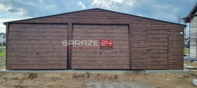 Garaż blaszany PREMIUM, 9x6m , ciemny orzech, dwie bramy uchylne + drzwi ,wzmocniony profilem zamkniętym ocynkowanym