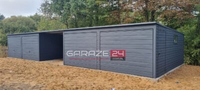 Garaż blaszany wielostanowiskowy z wiatą , 15m szeroki ( 6m + 3m wiata +6m ) 6m długi, cztery bramy uchylne, okno , drzwi, wzmocniony profilem zamkniętym ocynkowanym