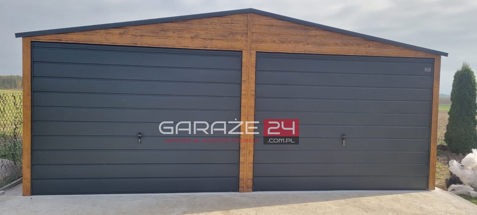 Garaż blaszany PREMIUM 6x5,80m, do 35m2 na zgłoszenie, dwie bramy uchylne ,drzwi, wzmocniony profilem zamkniętym ocynkowanym - obrazek 3