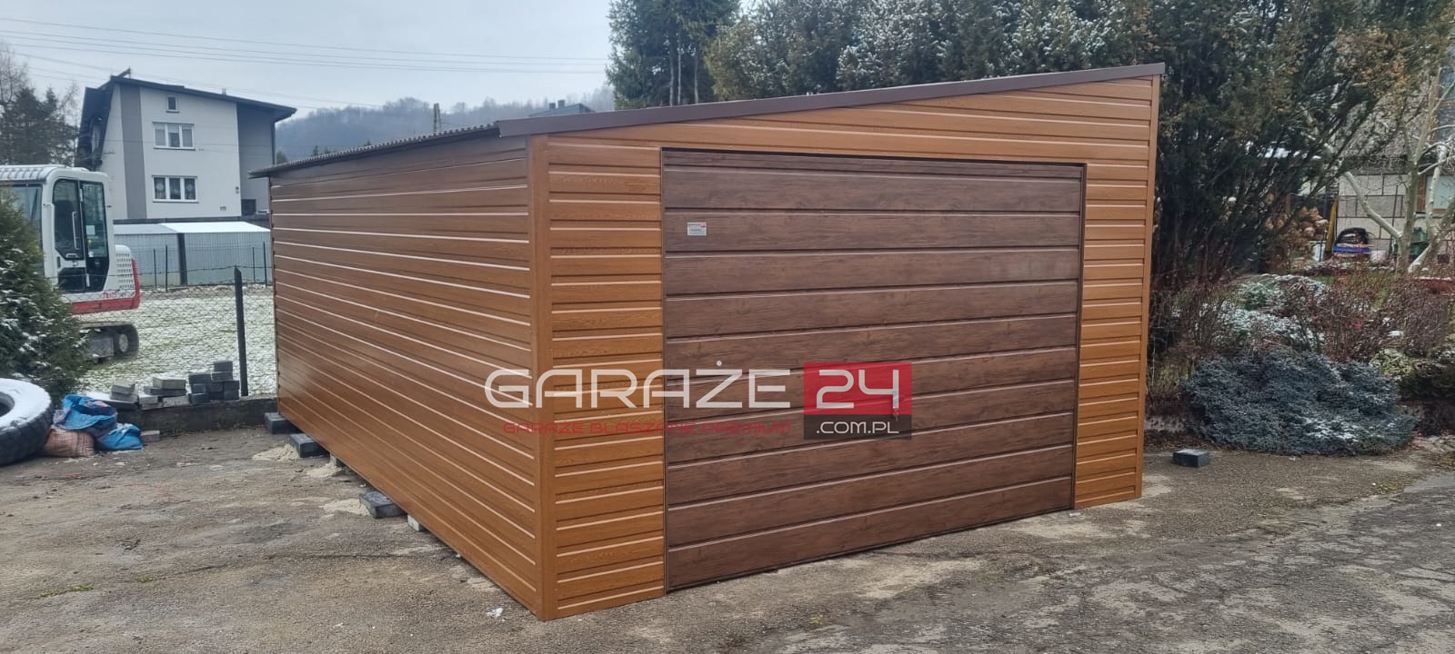 Garaż blaszany PREMIUM 4x6m złoty dąb + ciemny orzech , brama uchylna , wzmocniony profilem zamkniętym ocynkowanym