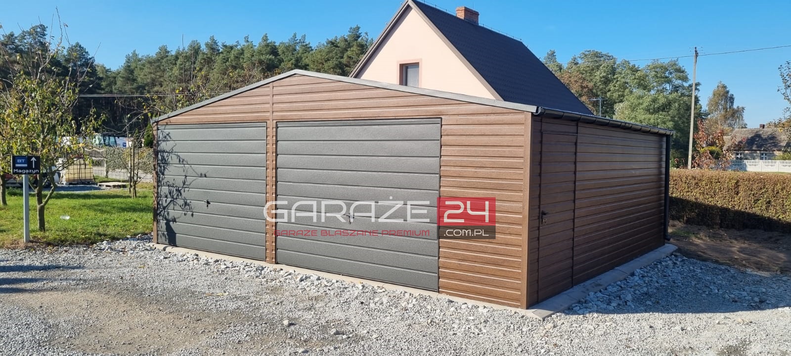 Garaż blaszany Premium 7x6m ciemny orzech + grafit mat, dwie bramy uchylne , wzmocniony profilem zamkniętym ocynkowanym - obrazek 4
